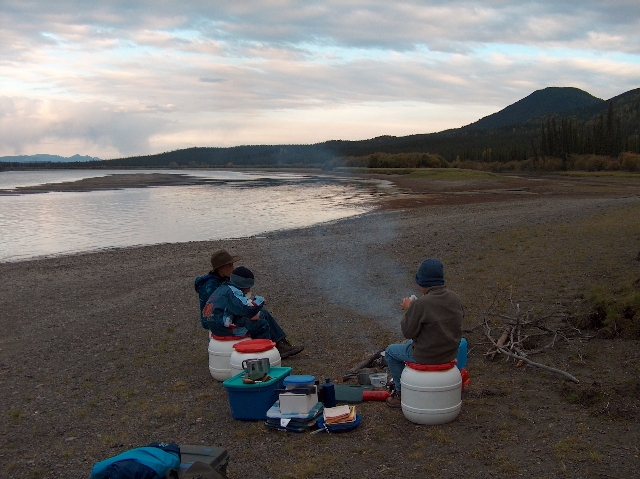 First_Campsite_on_Teslin_River.jpgw800h598